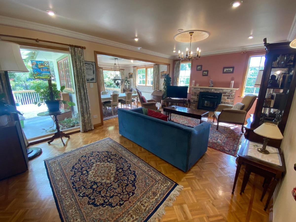 Twin Totara Cottage Upper Hutt Exterior photo
